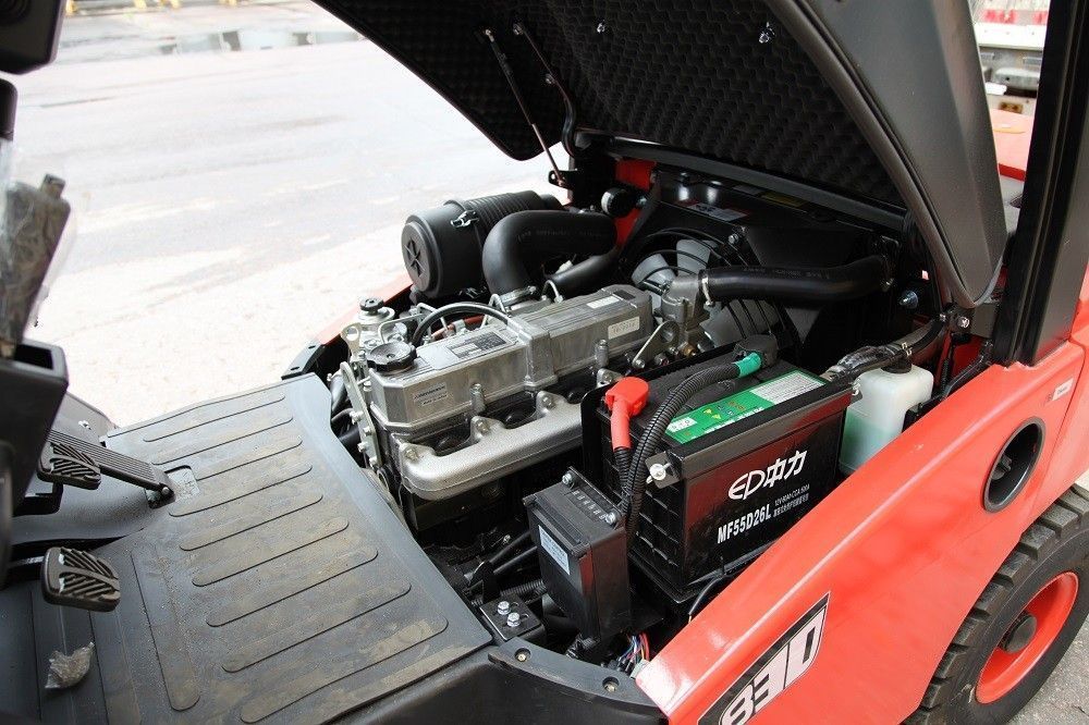Автопогрузчик дизельный EP CPCD30T8